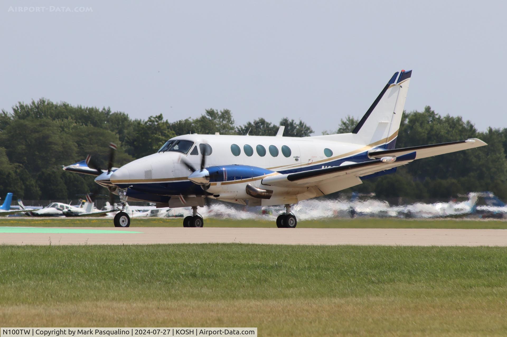 N100TW, 1978 Beech B100 King Air C/N BE-51, Beech B100