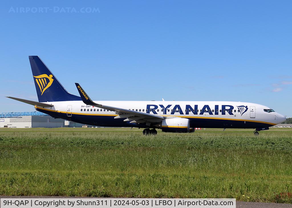 9H-QAP, 2014 Boeing 737-8AS C/N 44689, Taxiing holding point rwy 14L for departure...