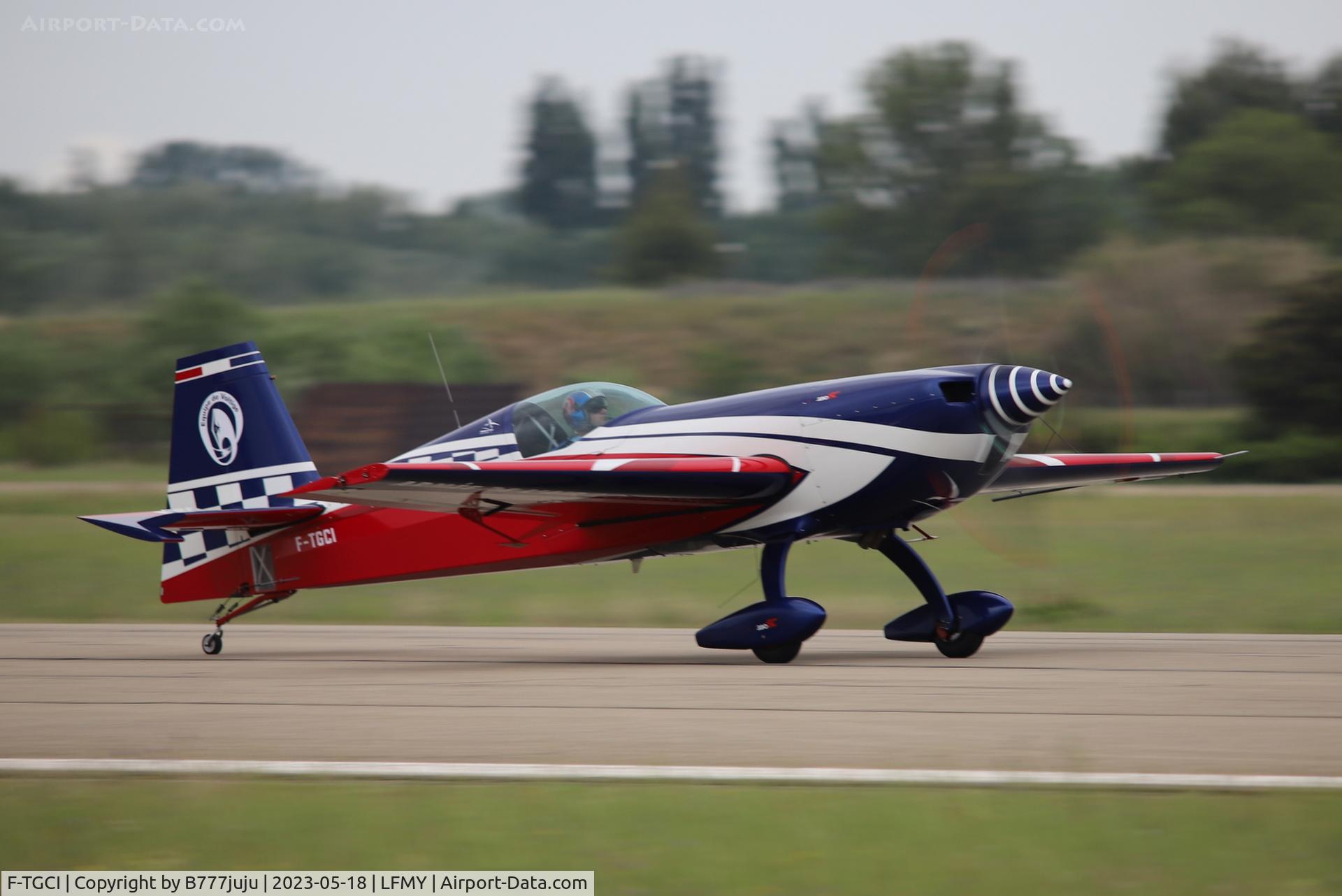 F-TGCI, Extra EA-330SC C/N 04, at Salon-de-Provence