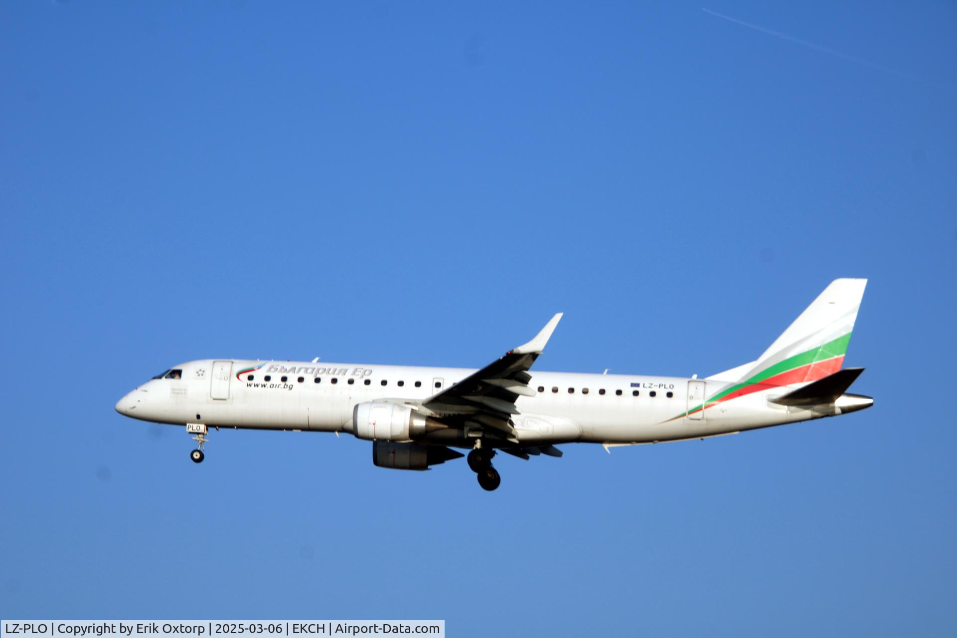 LZ-PLO, 2012 Embraer 190AR (ERJ-190-100IGW) C/N 19000584, LZ-PLO landing rw 22L