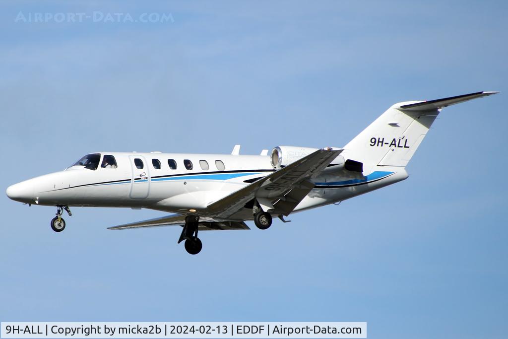 9H-ALL, 2000 Cessna 525A CitationJet CJ2 C/N 525A-0005, Landing