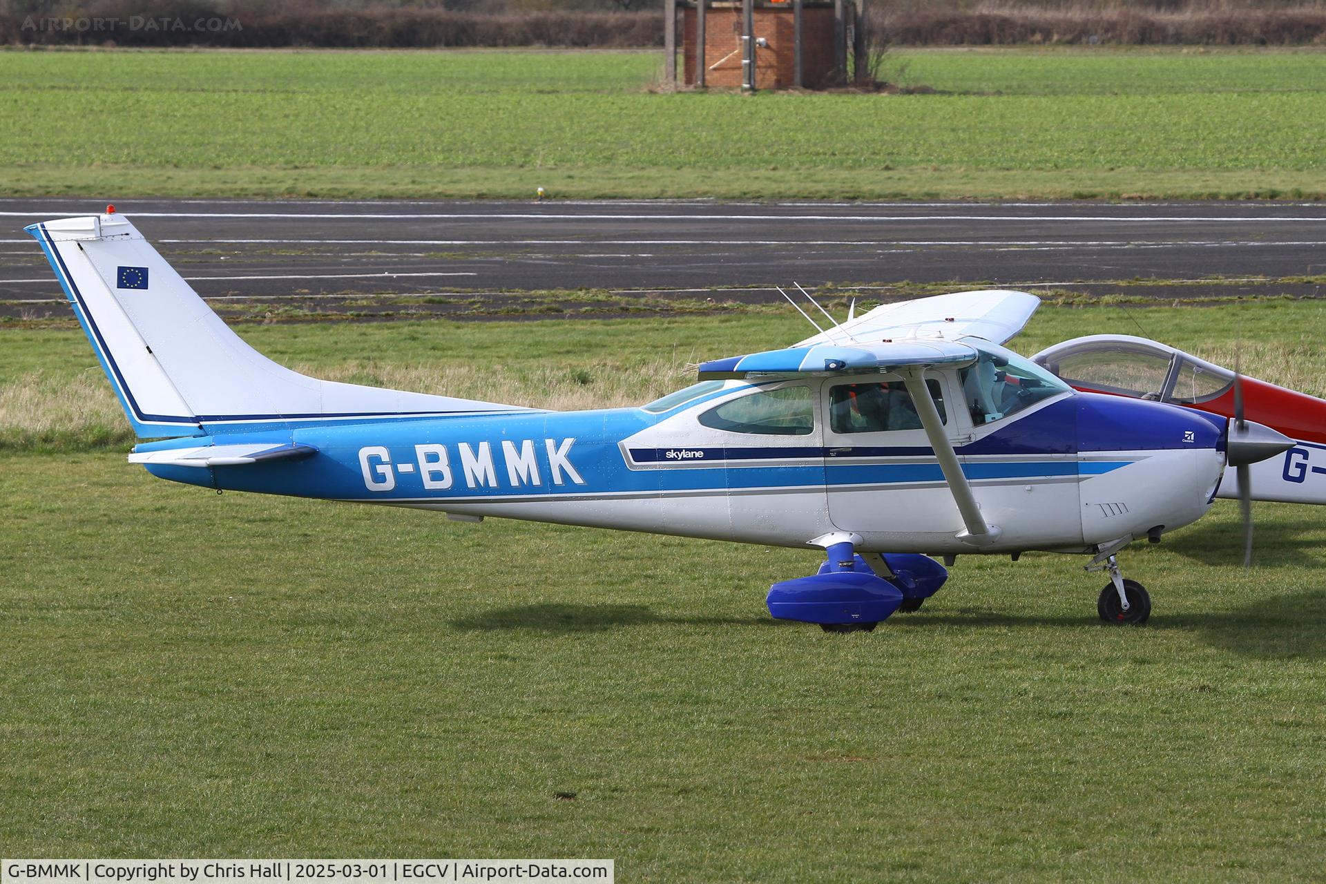 G-BMMK, 1975 Cessna 182P Skylane C/N 182-64117, Sleap 01/03/25