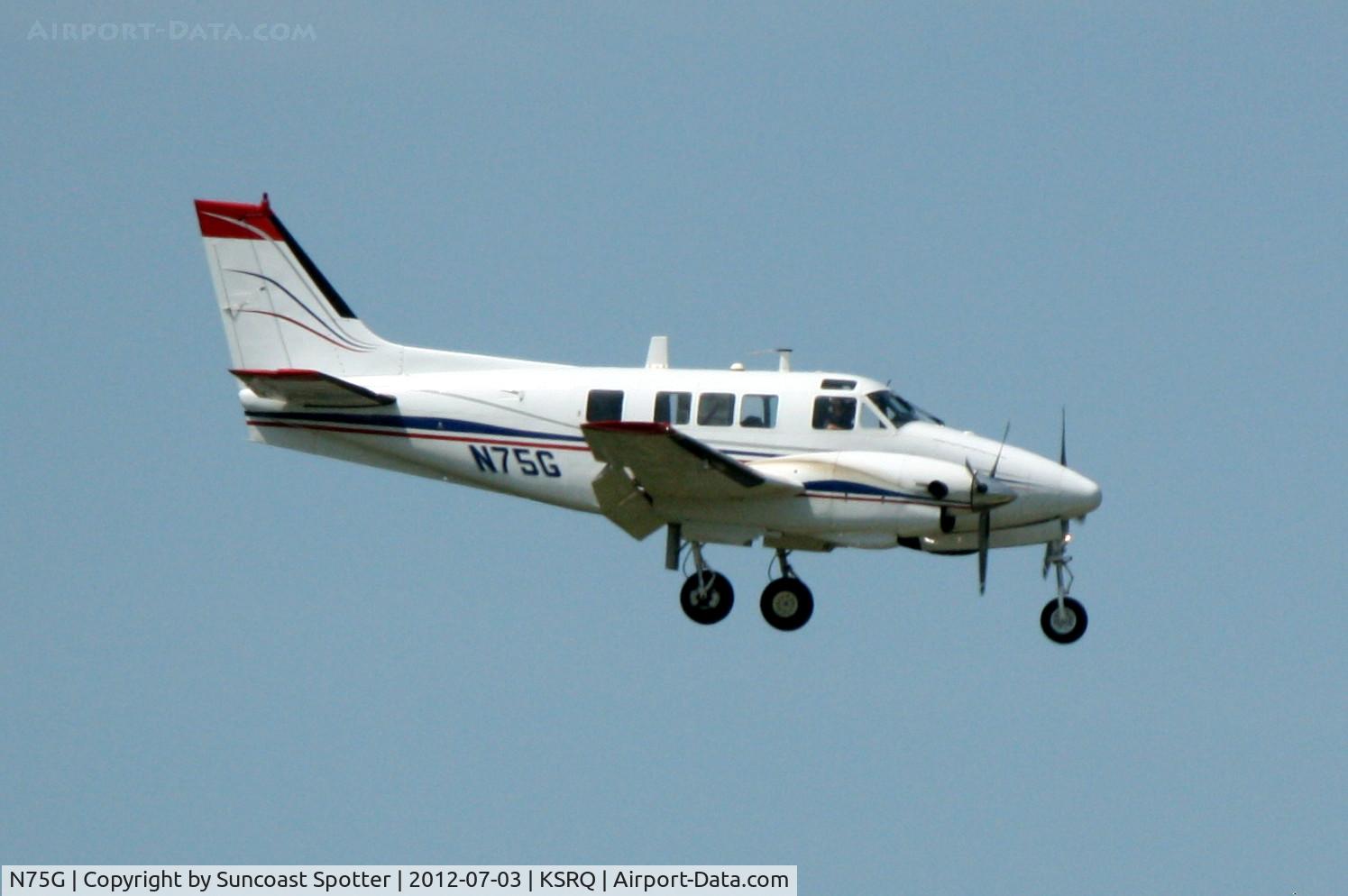 N75G, 1967 Beech U-21A Ute C/N LM-83, King Air 90 N75G on approach to Runway 32 at Sarasota-Bradenton International Airport