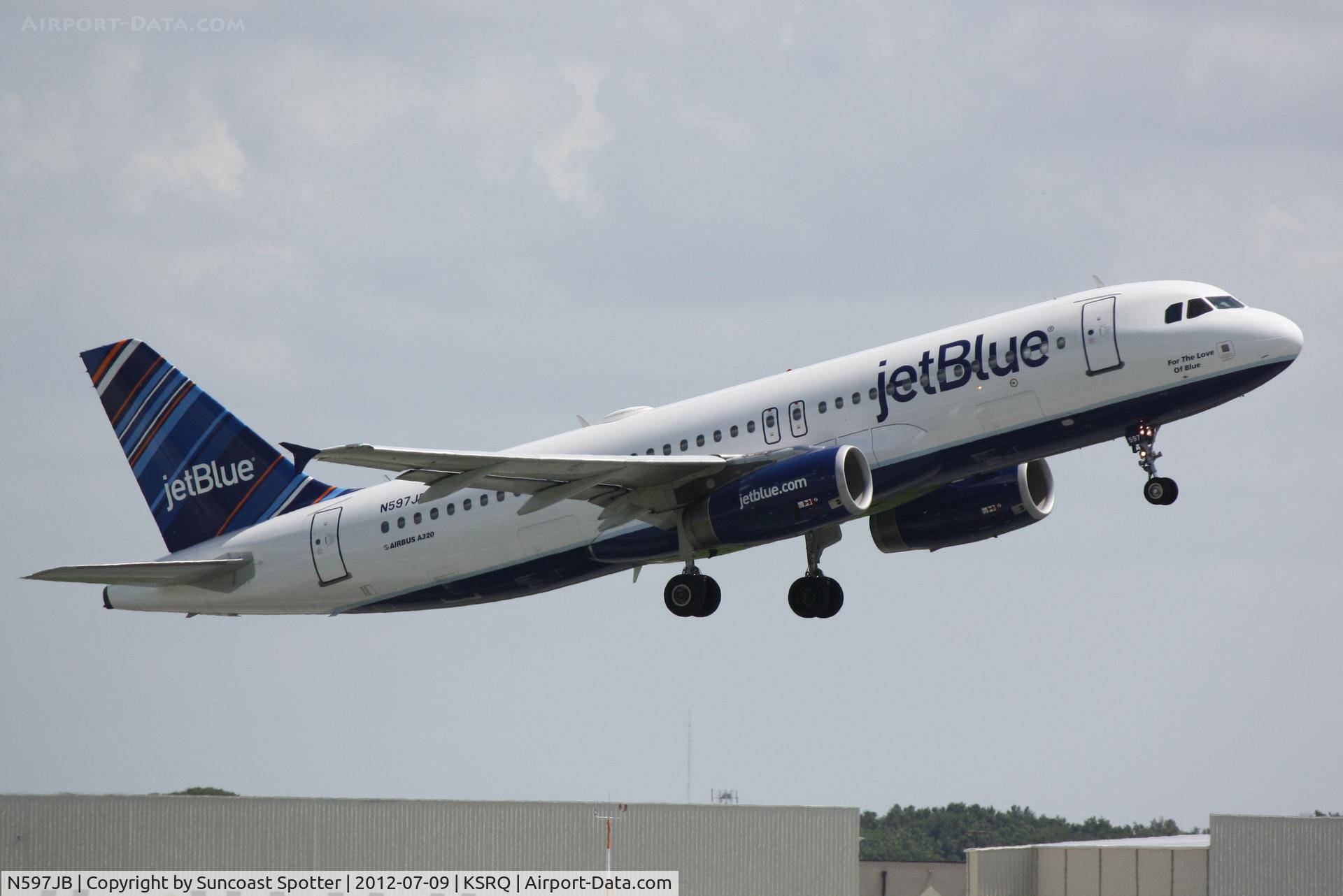 N597JB, 2004 Airbus A320-232 C/N 2307, JetBlue Flight 346 departs from Sarasota-Bradenton International Airport enroute to John F Kennedy International Airport