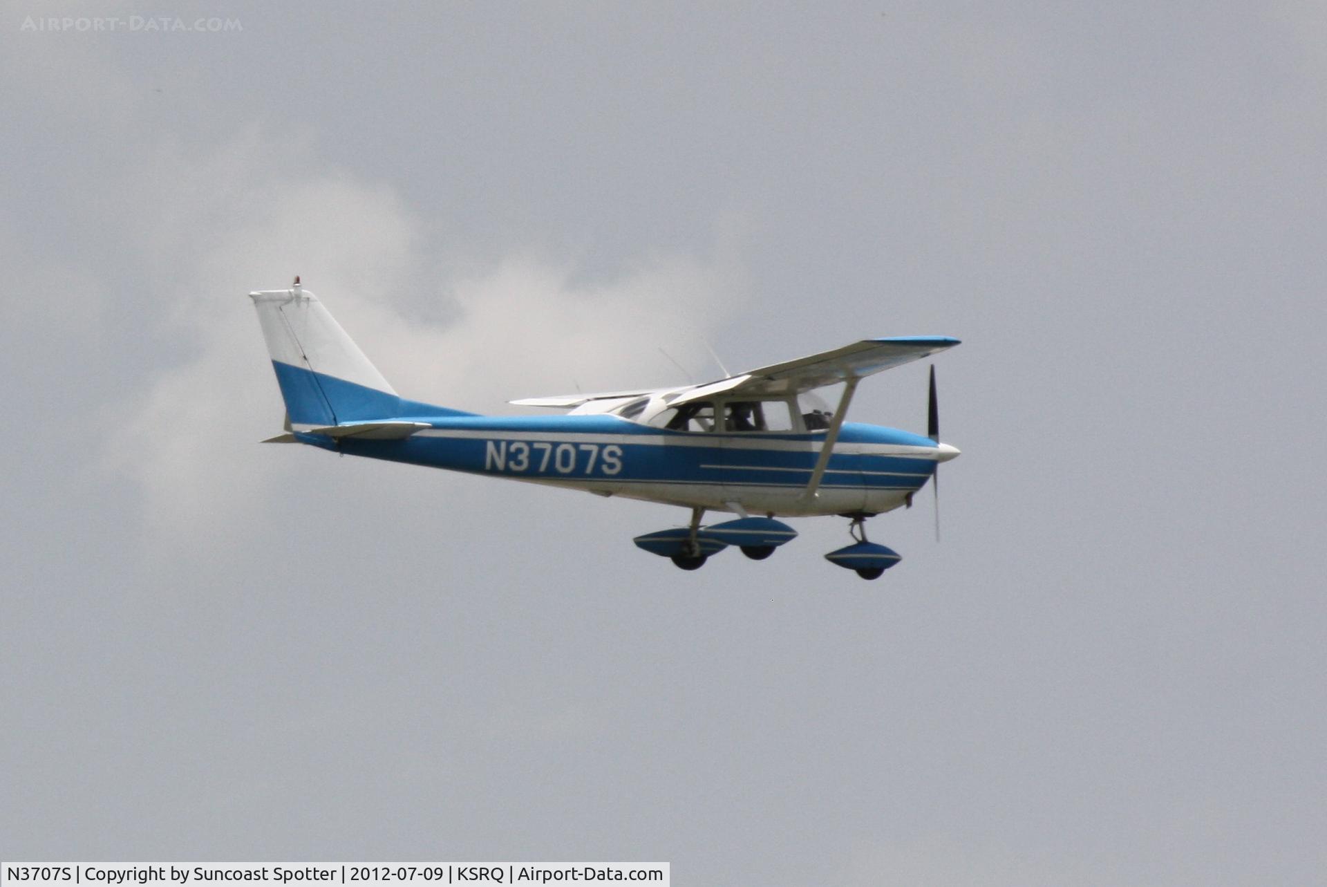N3707S, 1963 Cessna 172E C/N 17250907, Cessna Skyhawk arrives on SRQ