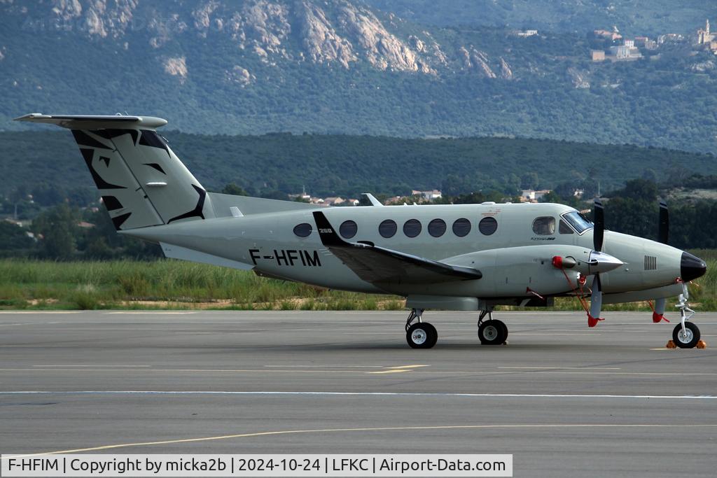 F-HFIM, 2022 Beechcraft B200GT King Air 260 C/N BY-483, Parked