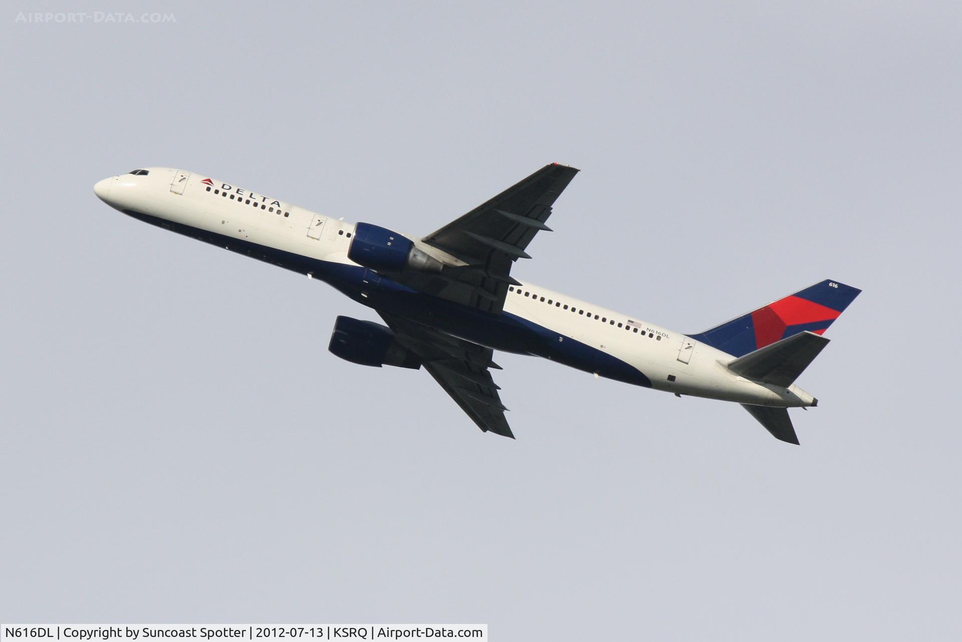 N616DL, 1986 Boeing 757-232 C/N 22823, Delta Flight 778 departs Sarasota-Bradenton International Airport enroute to Hartsfield-Jackson Atlanta International Airport
