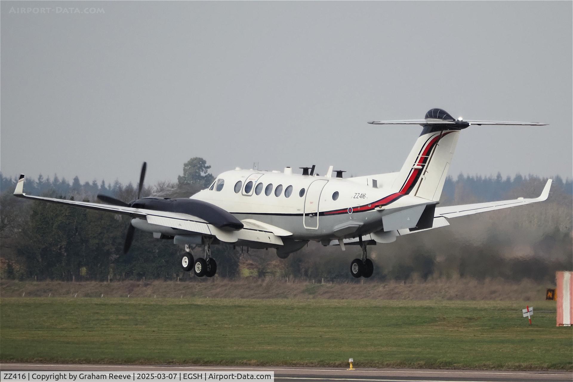 ZZ416, 2007 Beechcraft Shadow R.Mk1 (350CER) Super King Air C/N FM-14, Landing at Norwich.