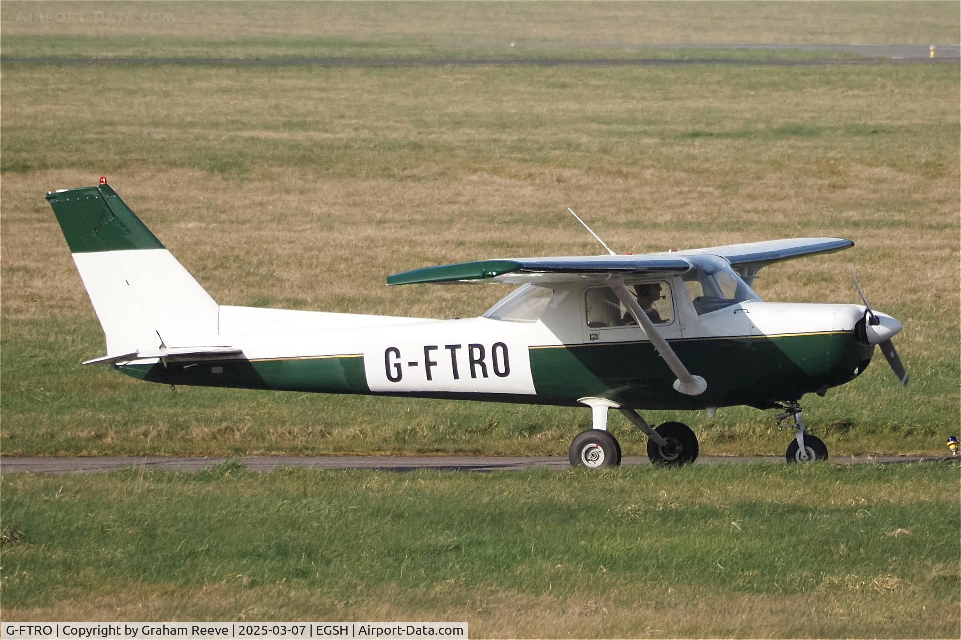G-FTRO, 1979 Cessna F152 C/N F15201568, Departing from Norwich.