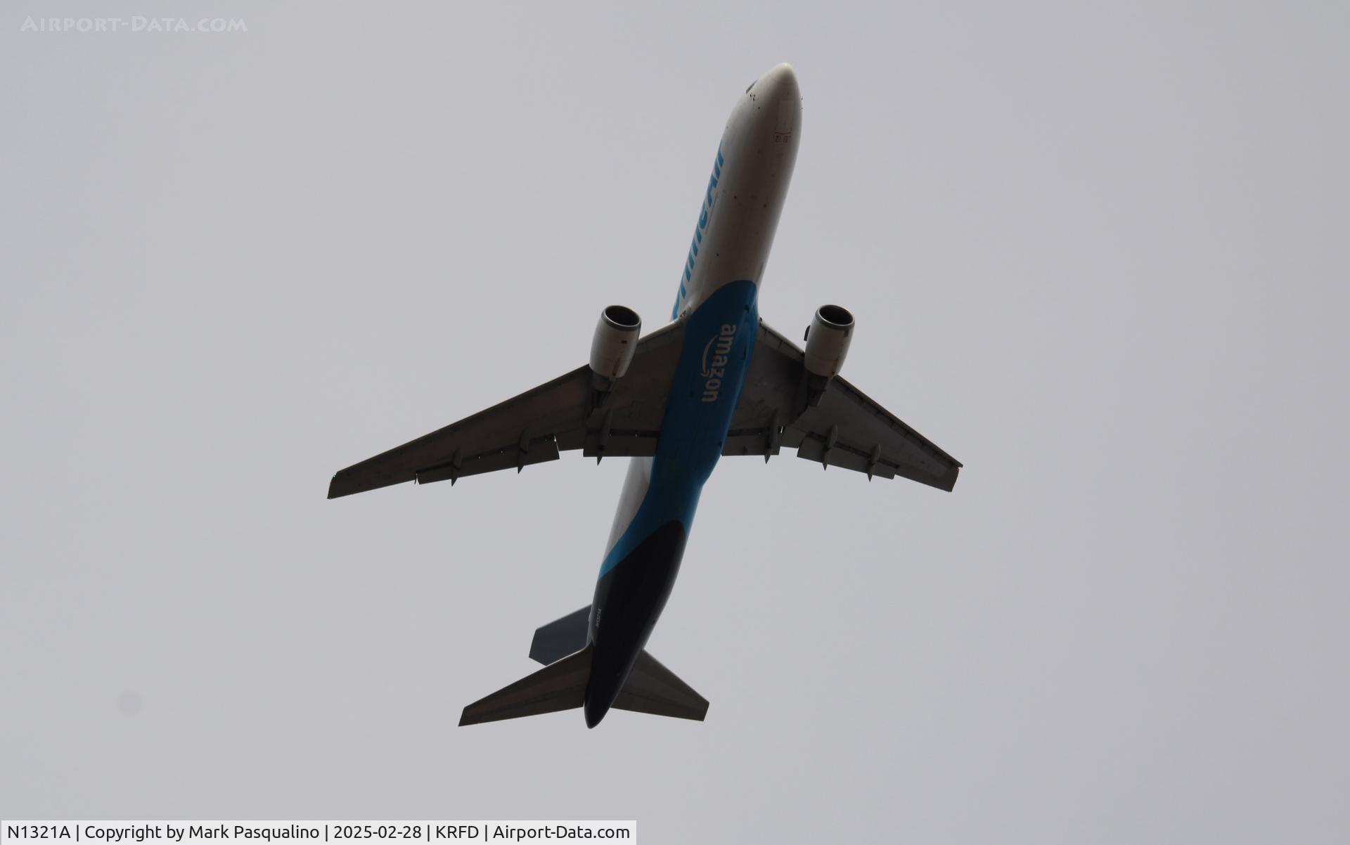 N1321A, 1995 Boeing 767-306/ER C/N 27957, Boeing 767-306/ER