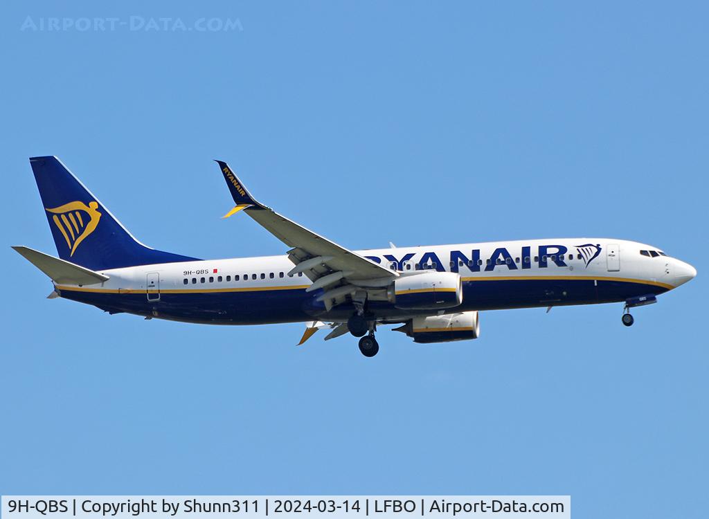 9H-QBS, 2016 Boeing 737-8AS C/N 44711, Landing rwy 14L... Scimitar blended winglets