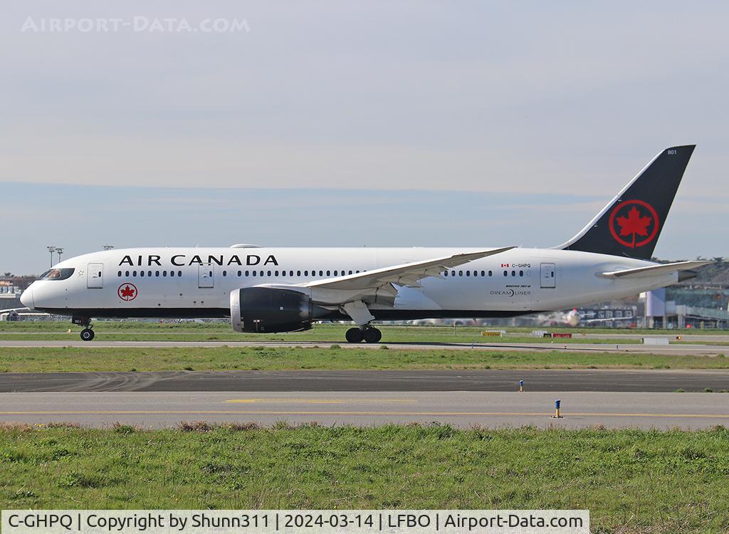 C-GHPQ, 2014 Boeing 787-8 Dreamliner C/N 35257, Ready for departure rwy 14L... new c/s