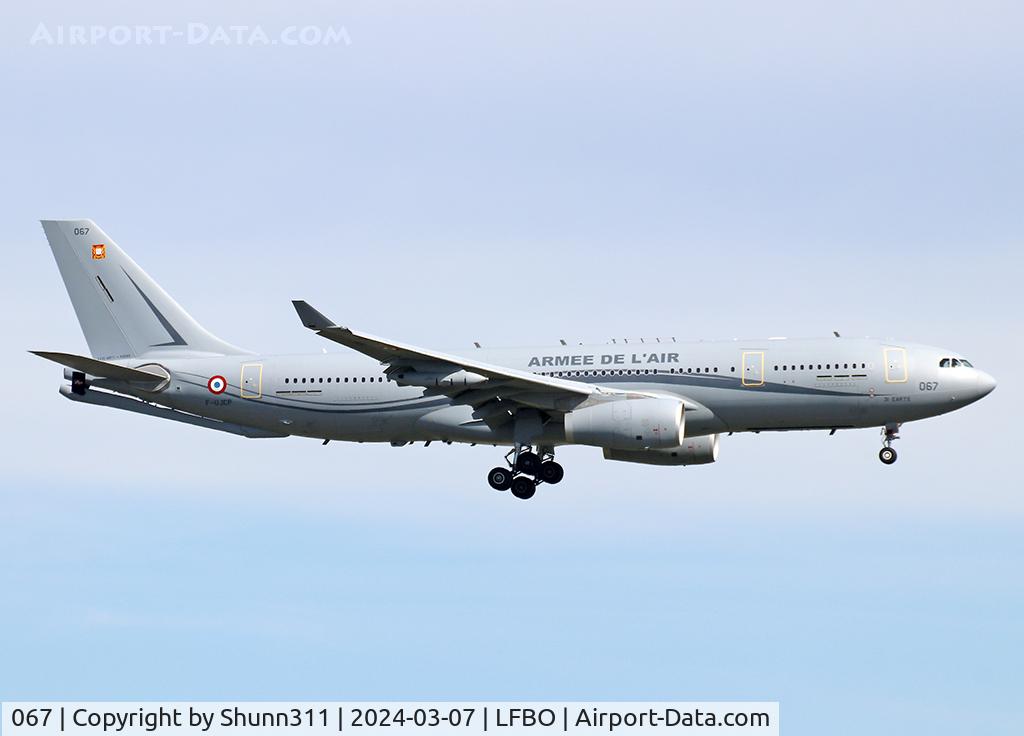 F-UJCP, 2021 Airbus A330-243MRTT C/N 2007, Landing rwy 14L