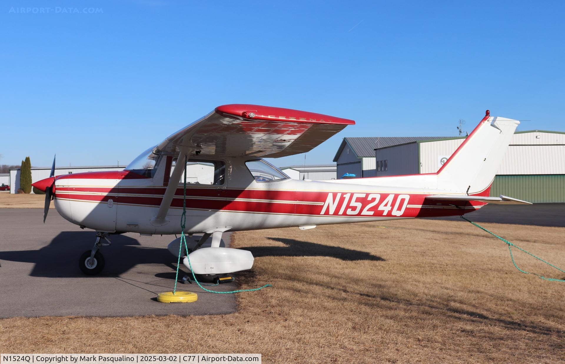 N1524Q, 1971 Cessna 150L C/N 15072824, Cessna 150L
