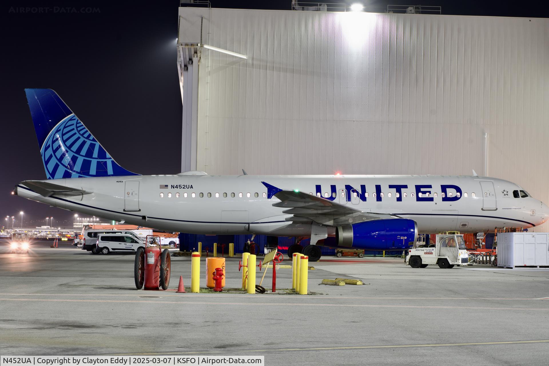 N452UA, 1999 Airbus A320-232 C/N 0955, SFO 2025