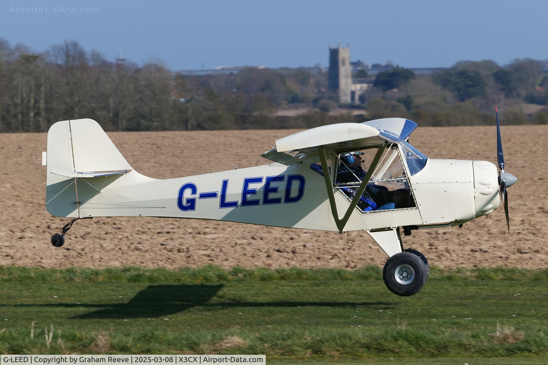 G-LEED, 1992 Denney Kitfox MK2 C/N PFA 172-11577, Landing at Northrepps.