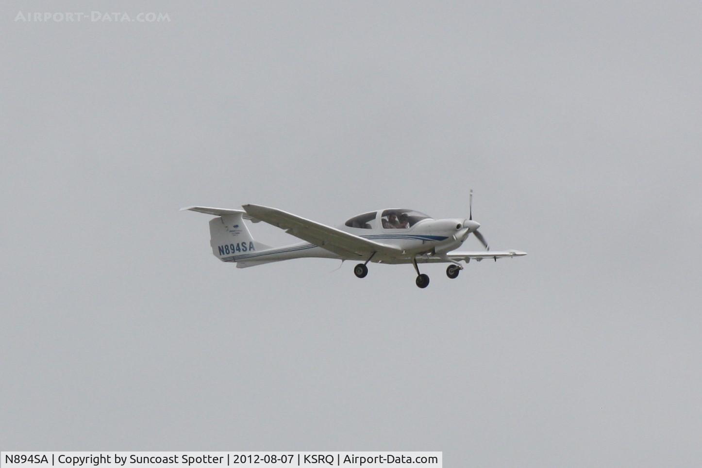 N894SA, 2007 Diamond DA-40 Diamond Star C/N 40.759, Diamond Star departs Sarasota-Bradenton International Airport