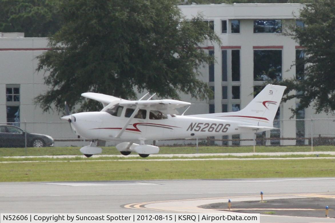 N52606, Cessna 172S C/N 172S10995, Cessna Skyhawk arrives at Sarasota-Bradenton International Airport