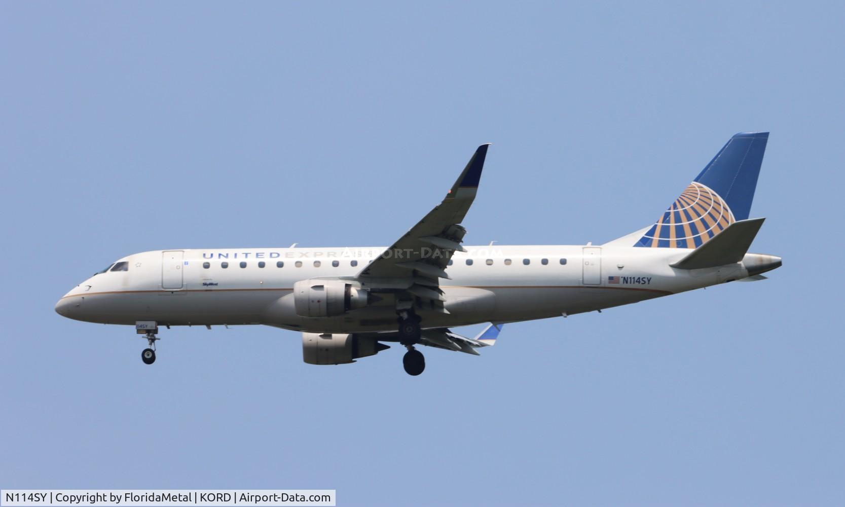 N114SY, 2014 Embraer 175LR (ERJ-170-200LR) C/N 17000410, SKW/UE E175 zx mem-ord