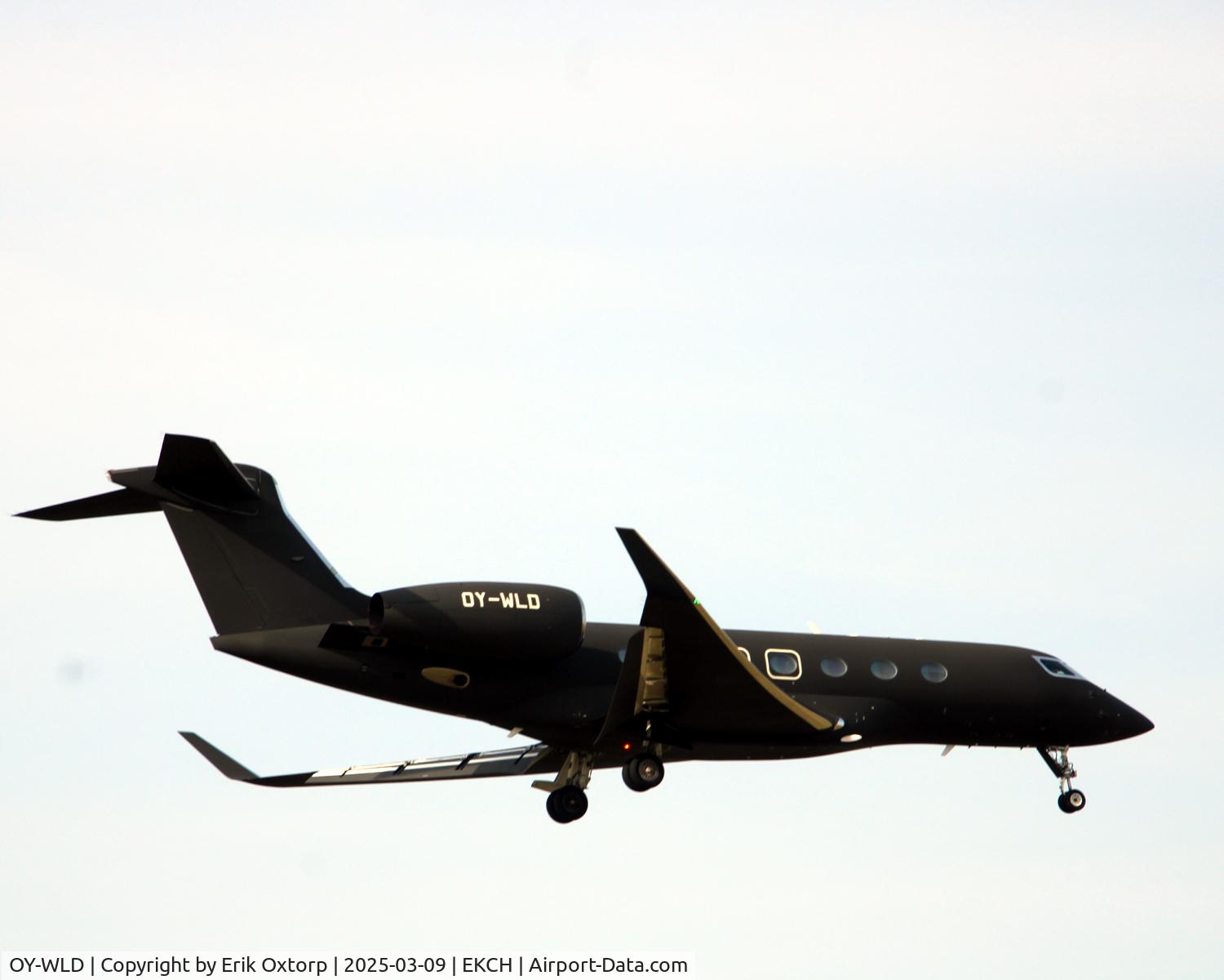 OY-WLD, 2018 Gulfstream Aerospace GVII-G500 C/N 72019, OY-WLD landing rw 04L