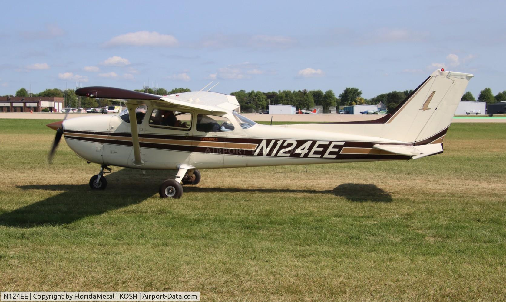 N124EE, Cessna 172N C/N 172-68996, C172N zx 