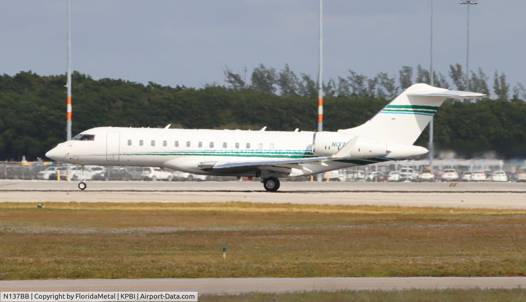 N137BB, 2005 Bombardier BD-700-1A10 C/N 9181, GLEX zx 