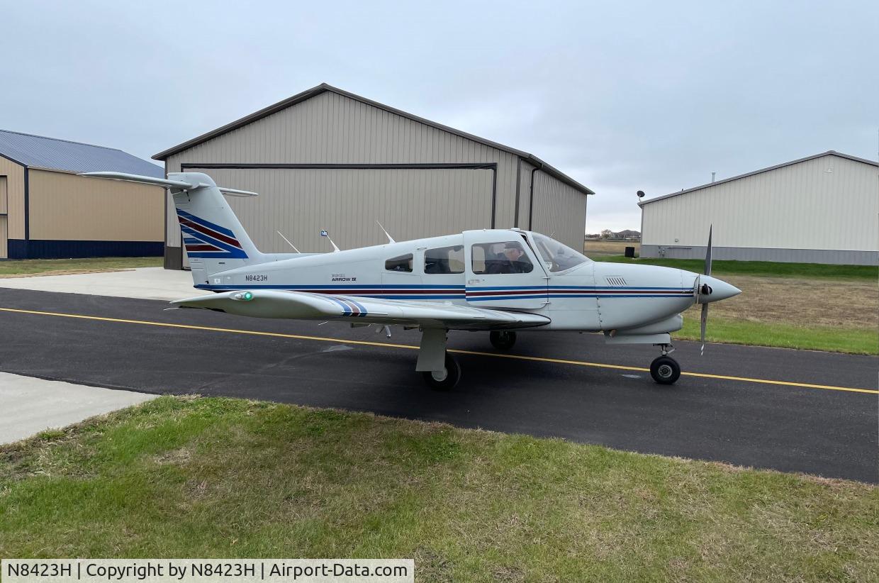 N8423H, 1981 Piper PA-28RT-201T Arrow IV C/N 28R-8131190, 1981 Piper PA-28RT-201T