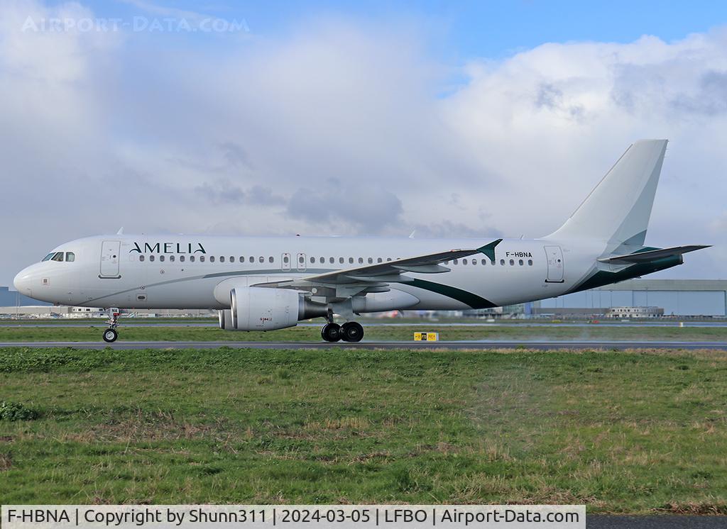 F-HBNA, 2010 Airbus A320-214 C/N 4335, Taxiing to the Terminal...