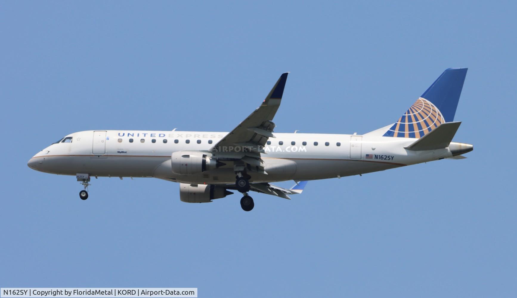 N162SY, 2016 Embraer 175LR (ERJ-170-200LR) C/N 17000576, SKW/UE E175 zx okc-ord
