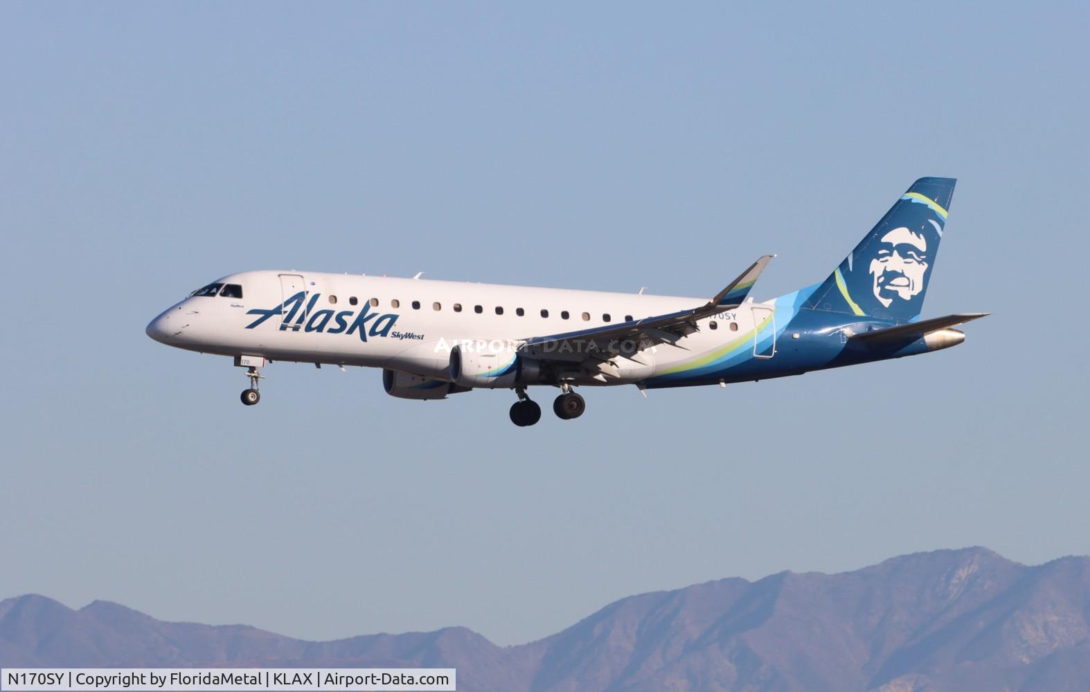 N170SY, 2015 Embraer 175LR (ERJ-170-200LR) C/N 17000483, SKW/ASA E175 zx rno-lax