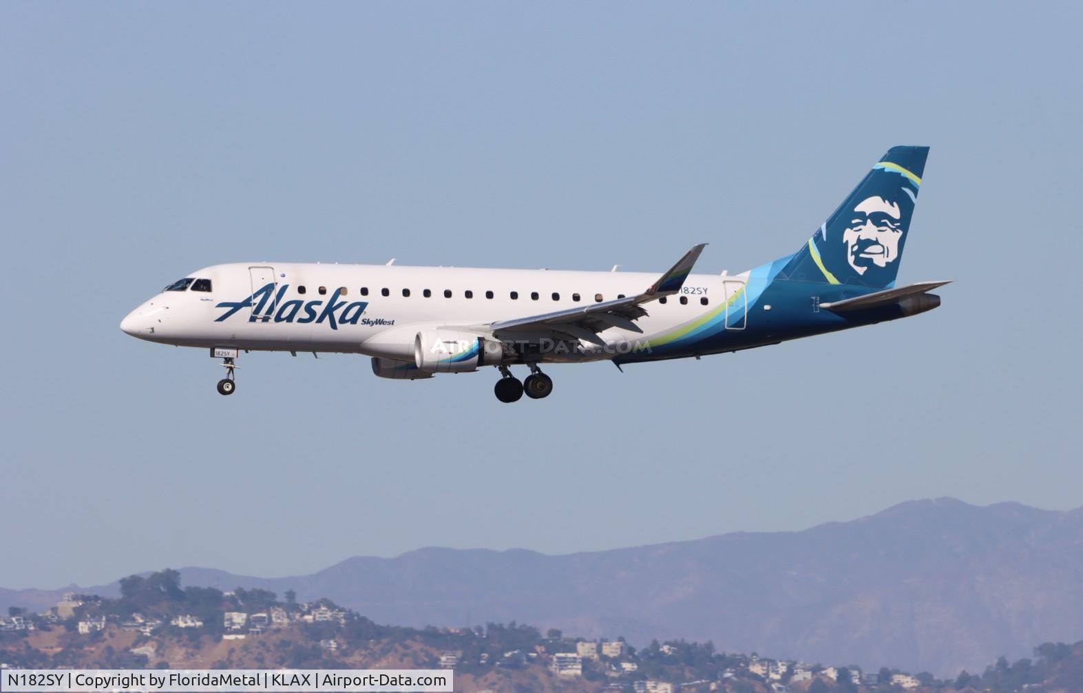 N182SY, 2016 Embraer 175LR (ERJ-170-200LR) C/N 17000579, SKW/ASA E175 zx las-lax