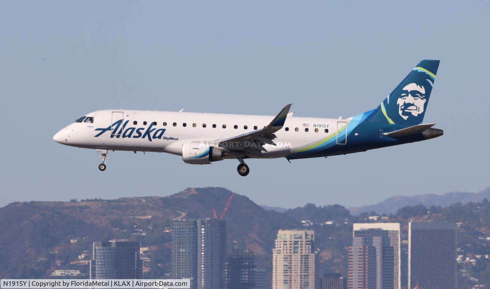 N191SY, 2017 Embraer 175LR (ERJ-170-200LR) C/N 17000632, SKW/ASA E175 zx sfo-lax
