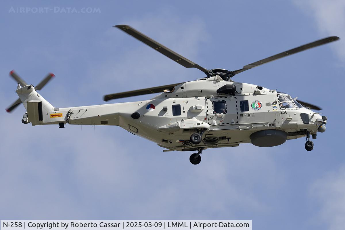 N-258, NHI NH-90 NFH Caiman C/N 1258/NNLN011, Runway 13