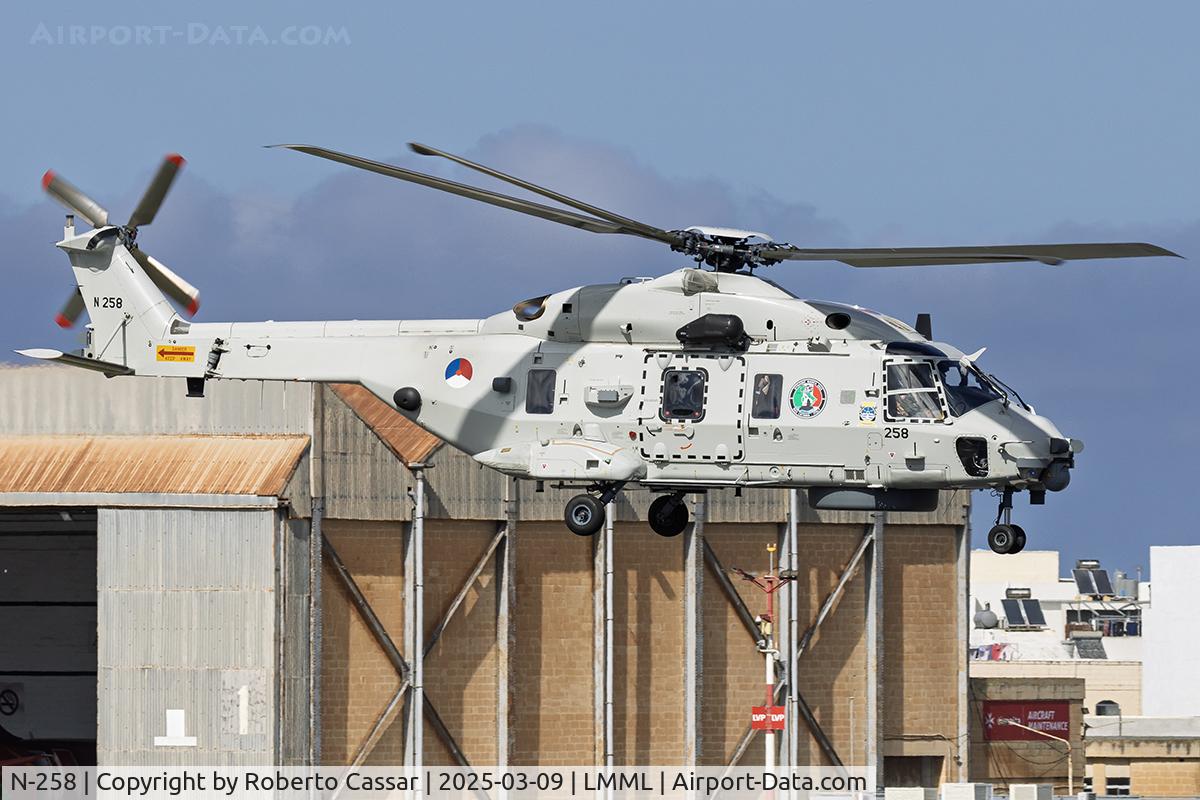 N-258, NHI NH-90 NFH Caiman C/N 1258/NNLN011, Runway 13