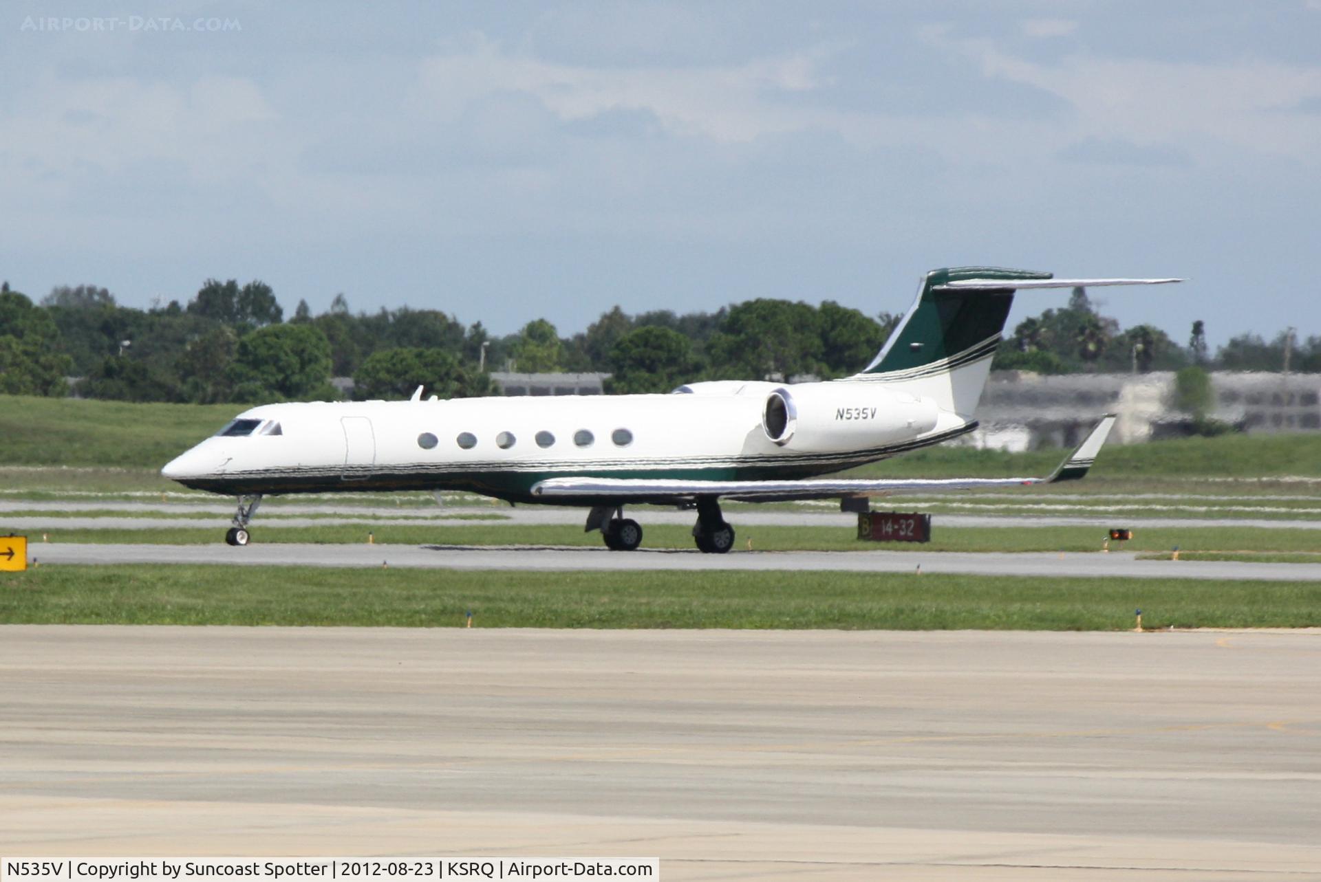 N535V, 1997 Gulfstream Aerospace G-V C/N 535, Gulfstream G-V  arrives at Sarasota-Bradenton International Airport