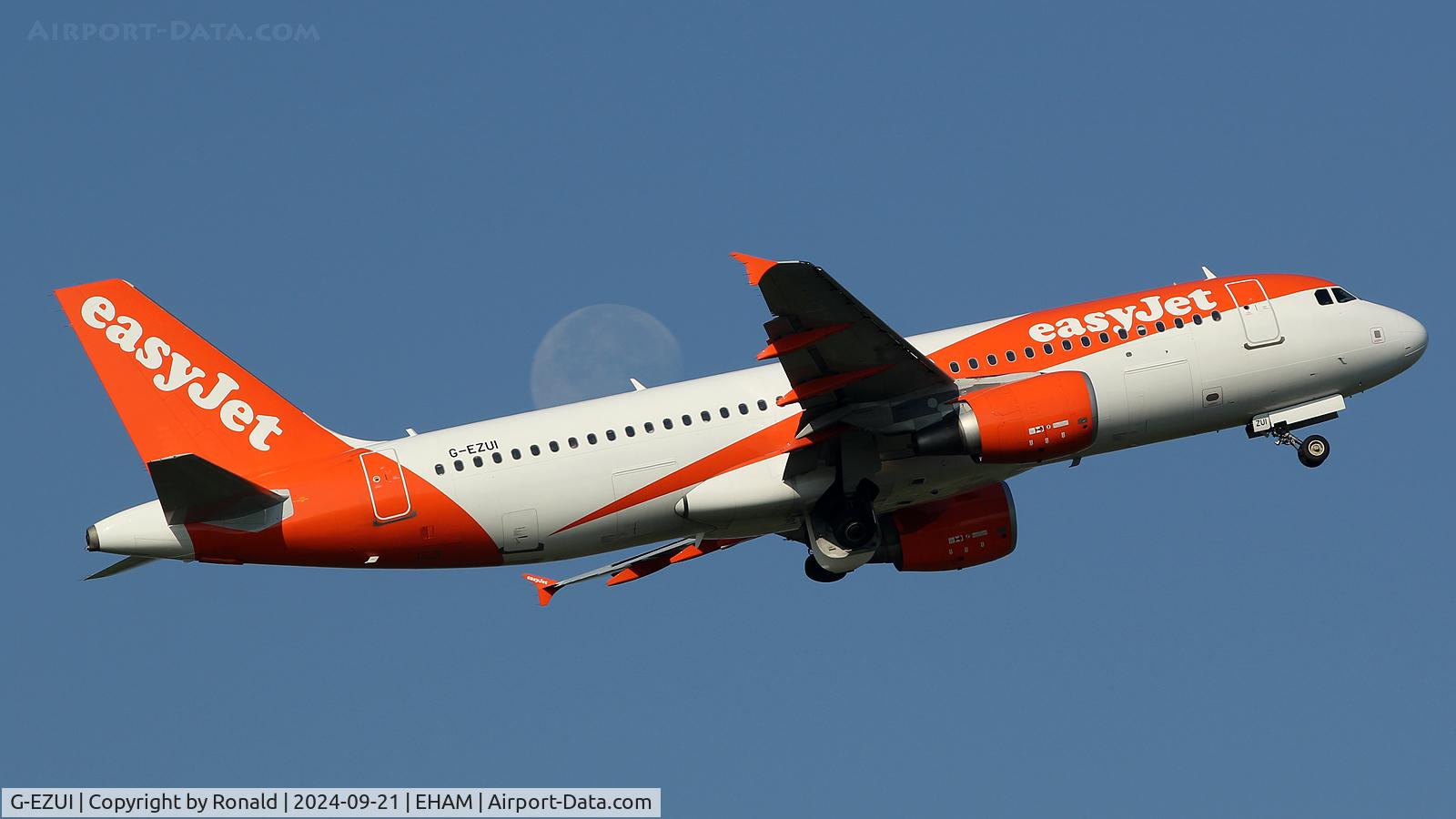 G-EZUI, 2011 Airbus A320-214 C/N 4721, at eham