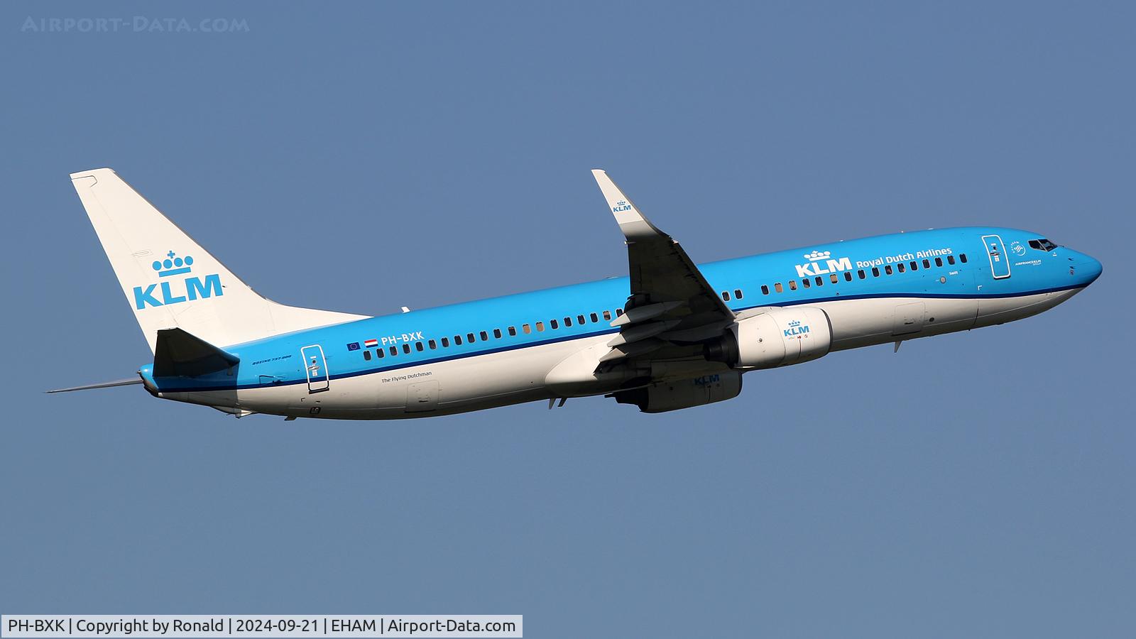 PH-BXK, 2000 Boeing 737-8K2 C/N 29598, at eham