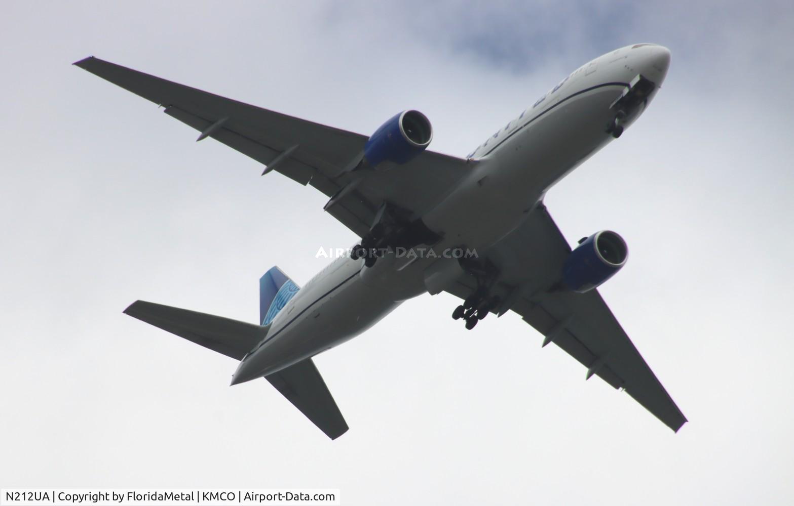 N212UA, 2000 Boeing 777-222 C/N 30218, UAL 772 nc zx ord-mco