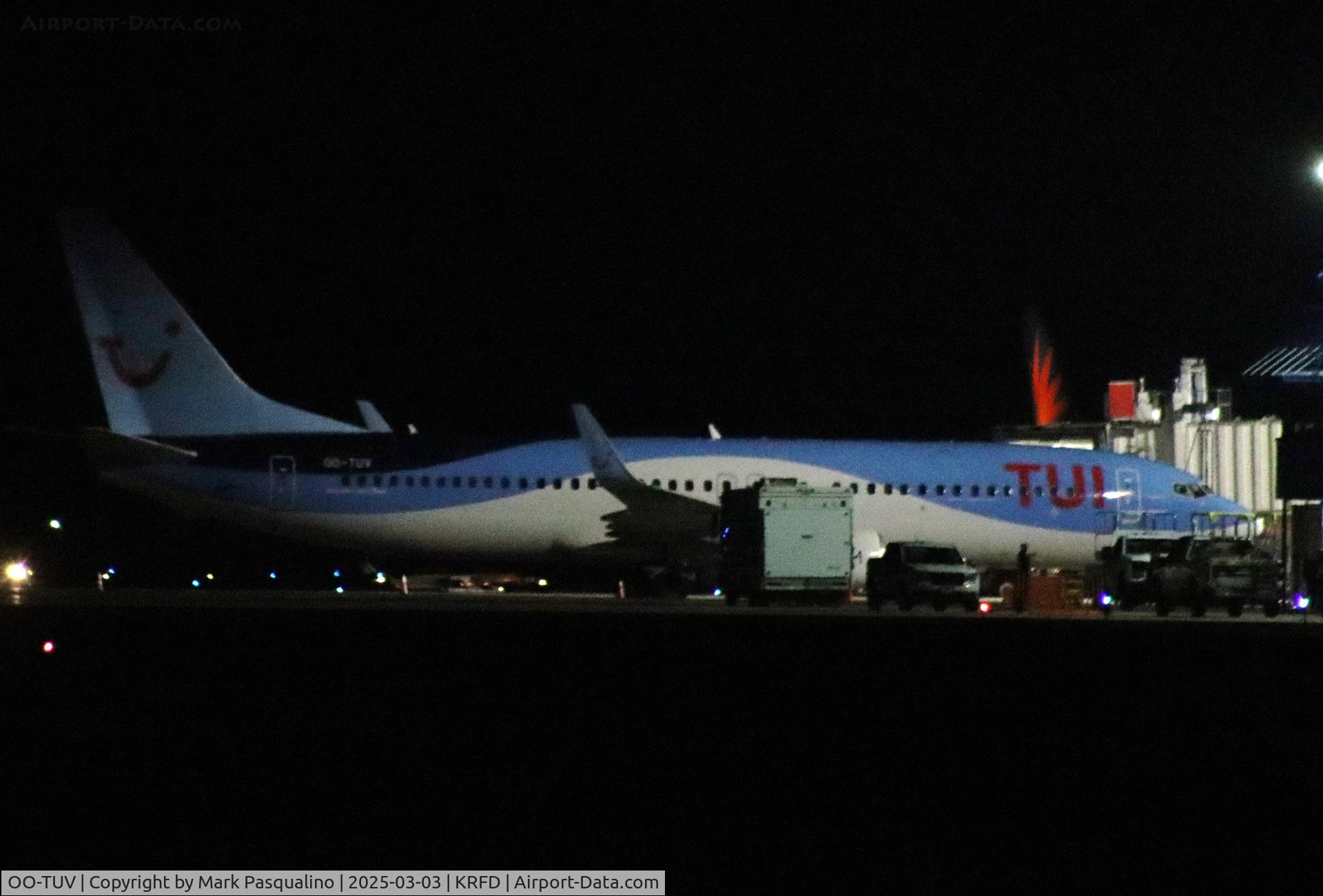 OO-TUV, 2011 Boeing 737-86J C/N 36883, Boeing 737-86J