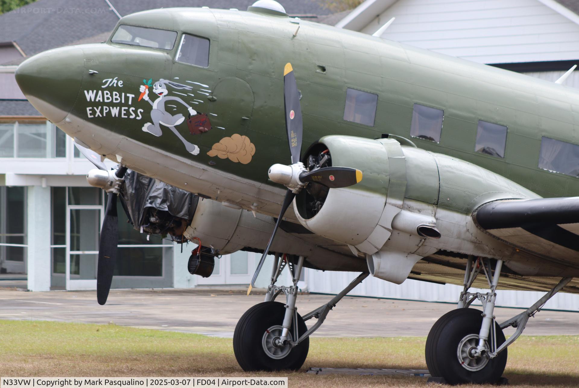 N33VW, 1943 Douglas DC3C-S1C3G (C-47A) C/N 20401, Douglas DC3C-S1C3G (C-47A)