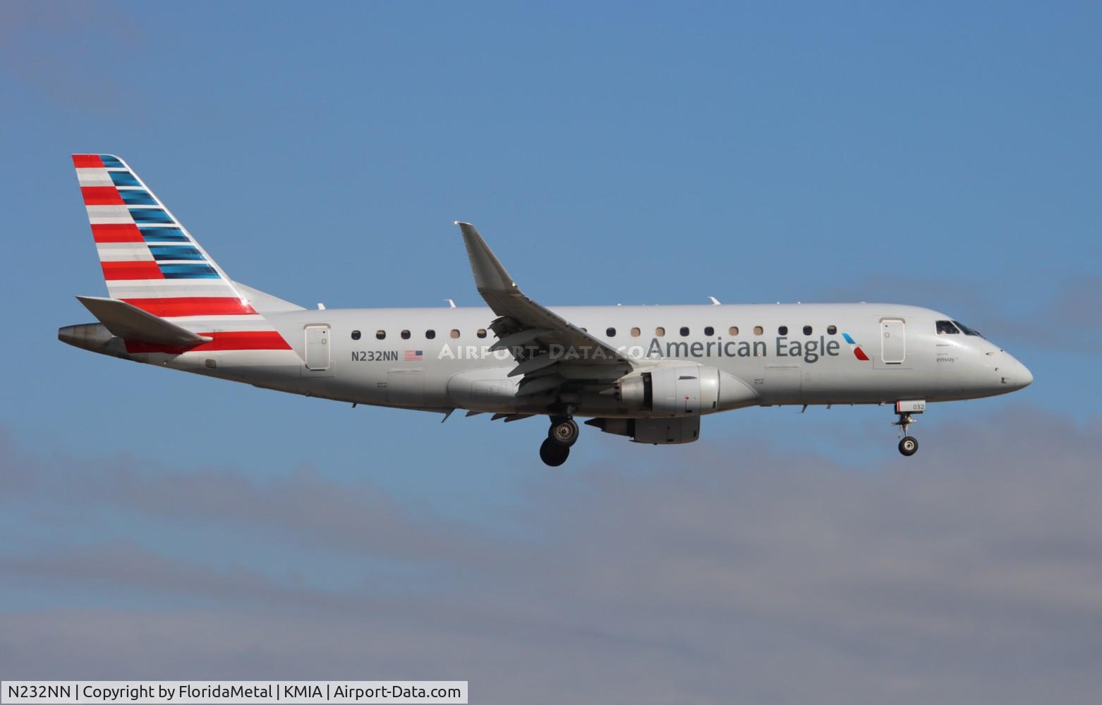N232NN, 2016 Embraer 175LR (ERJ-170-200LR) C/N 17000560, ENY/AE E175 zx ind-mia