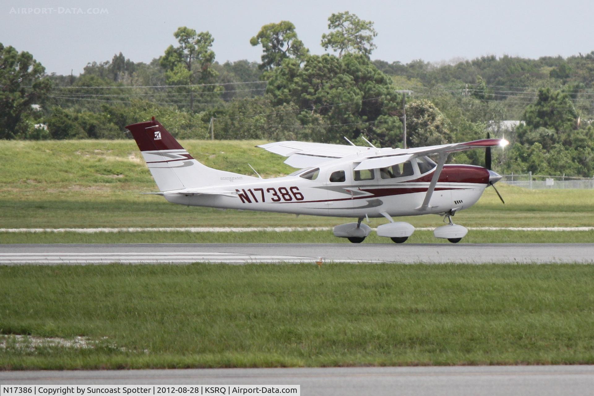 N17386, 2008 Cessna T206H Turbo Stationair C/N T20608800, Cessna 206 Stationair arrives at Sarasota-Bradenton International Airport following a flight from Orlando Executive Airport