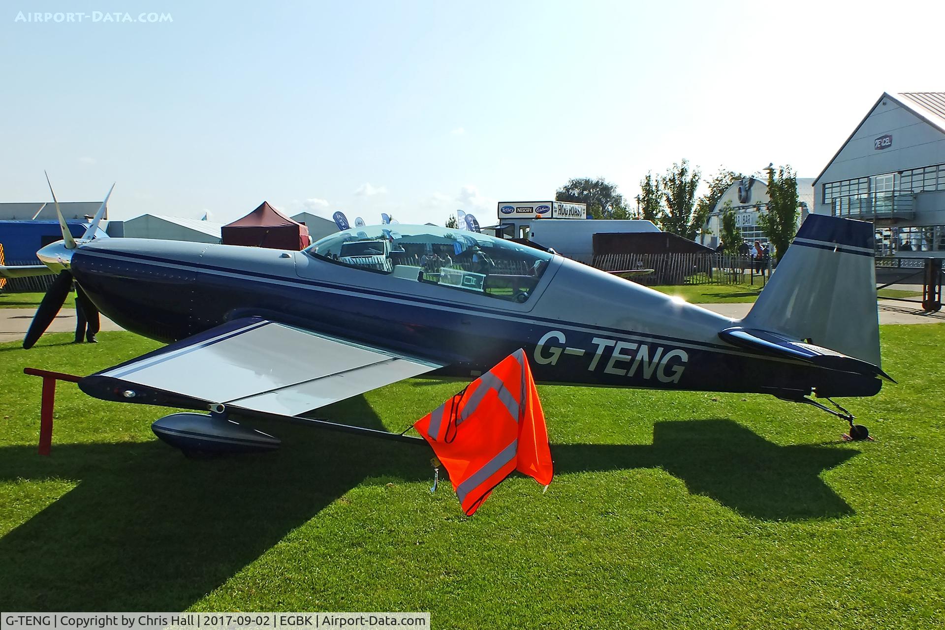 G-TENG, 2003 Extra EA-300L C/N 172, LAA Rally 2017, Sywell