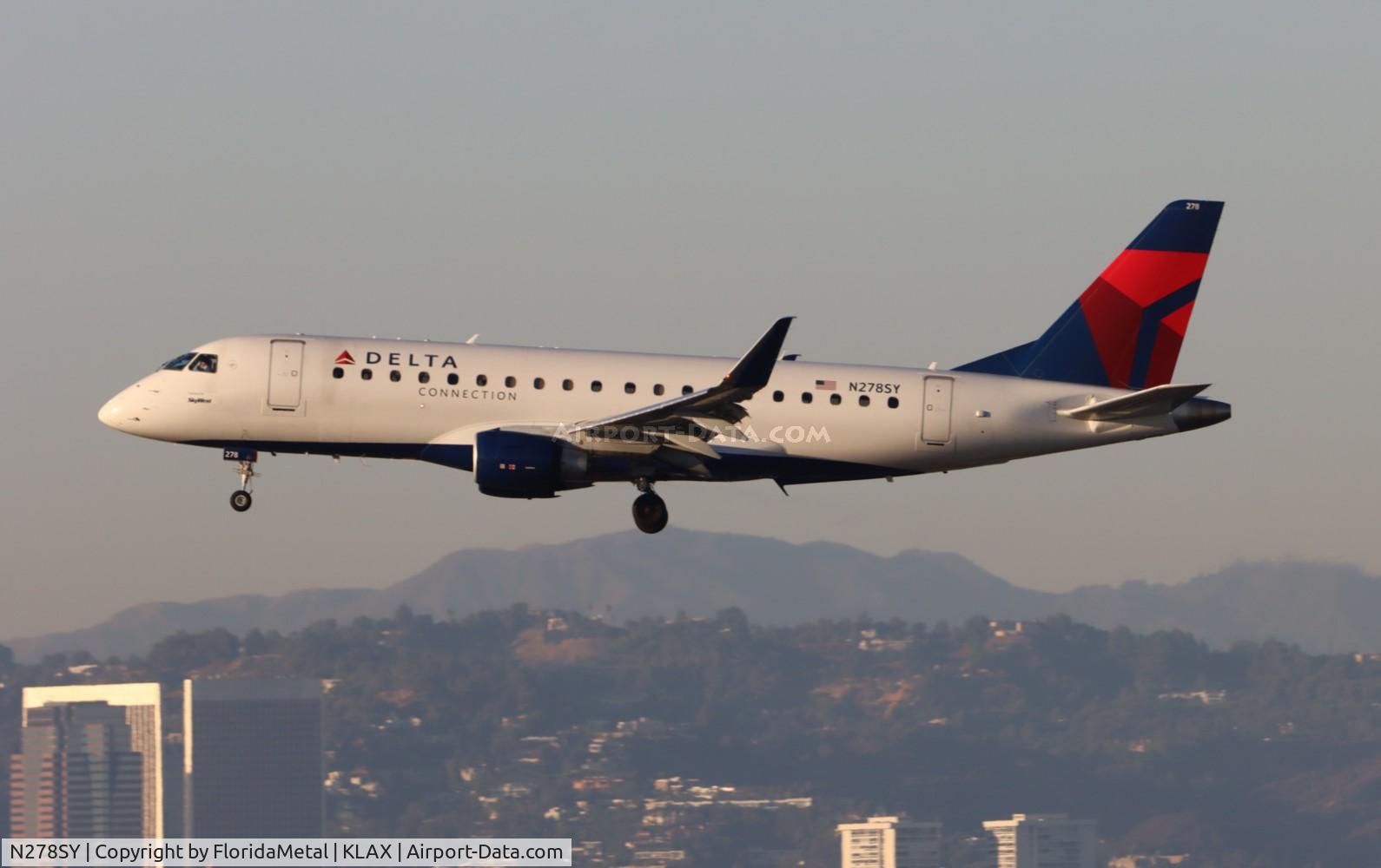 N278SY, 2018 Embraer 175LR (ERJ-170-200LR) C/N 17000742, SKW/DAL E175 zx abq-lax
