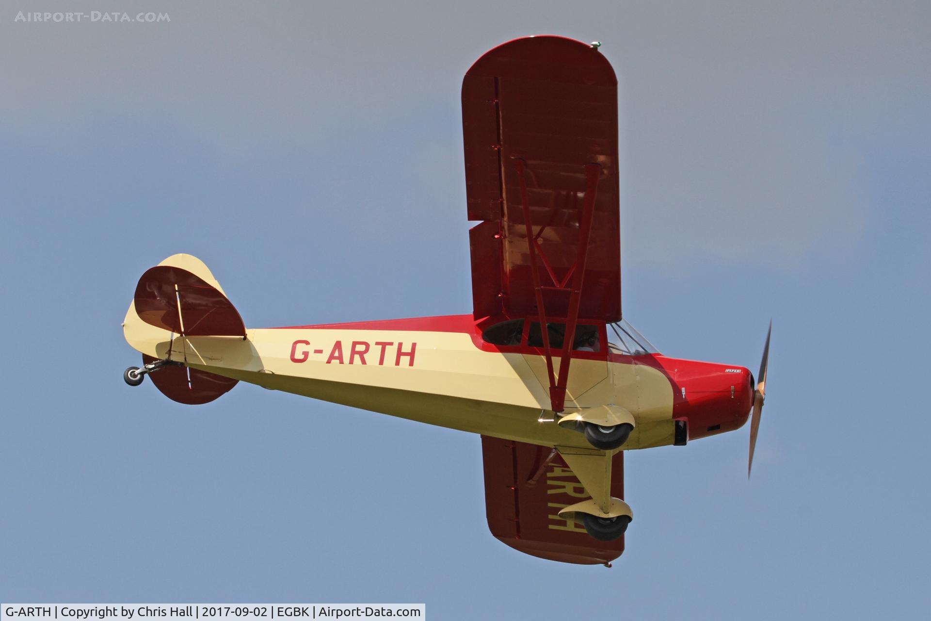 G-ARTH, 1947 Piper PA-12 Super Cruiser C/N 12-3278, LAA Rally 2017, Sywell