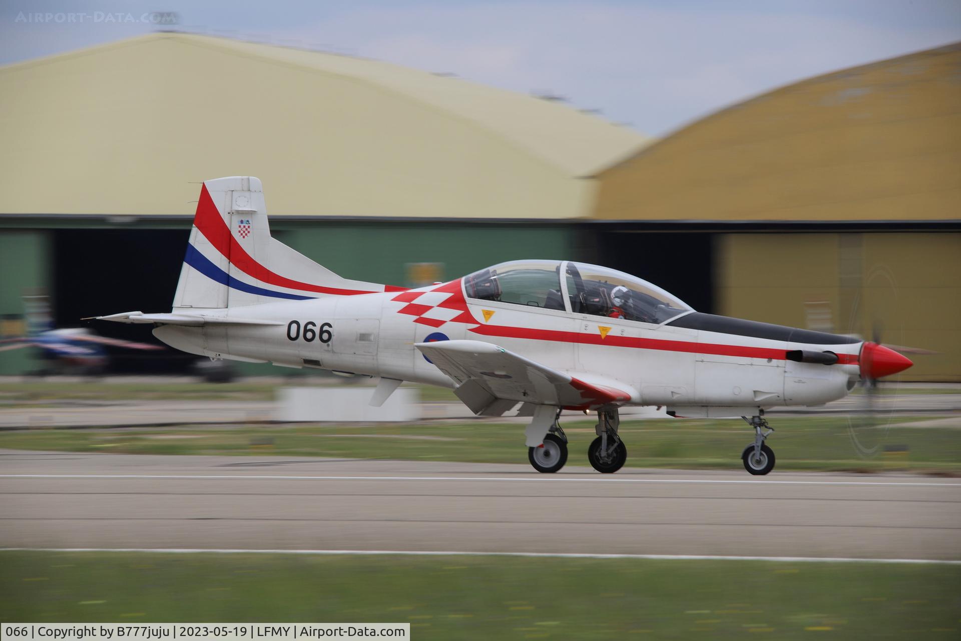 066, Pilatus PC-9M C/N 629, at Salon 2023