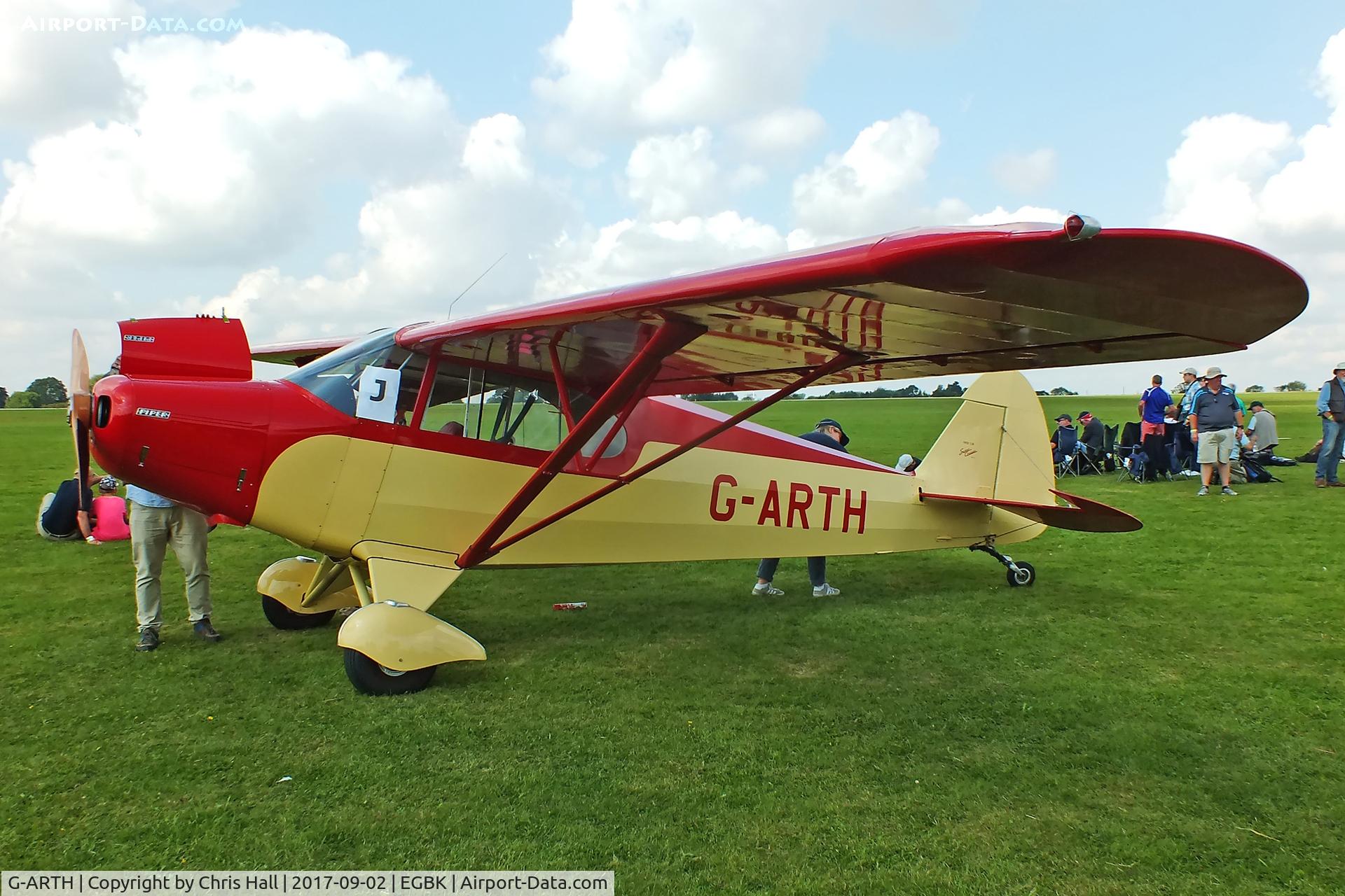 G-ARTH, 1947 Piper PA-12 Super Cruiser C/N 12-3278, LAA Rally 2017, Sywell