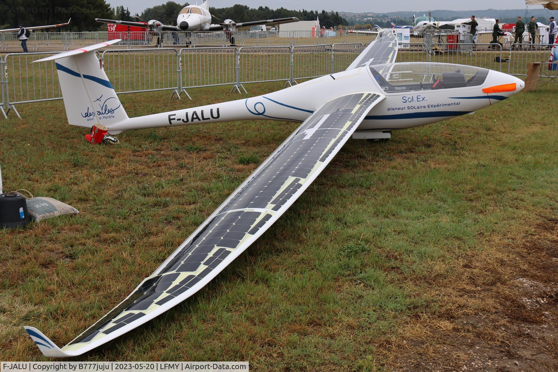 F-JALU, Innovavis Sol.Ex C/N Not Found, at Salon 2023
Glider with electric motor and solar panel