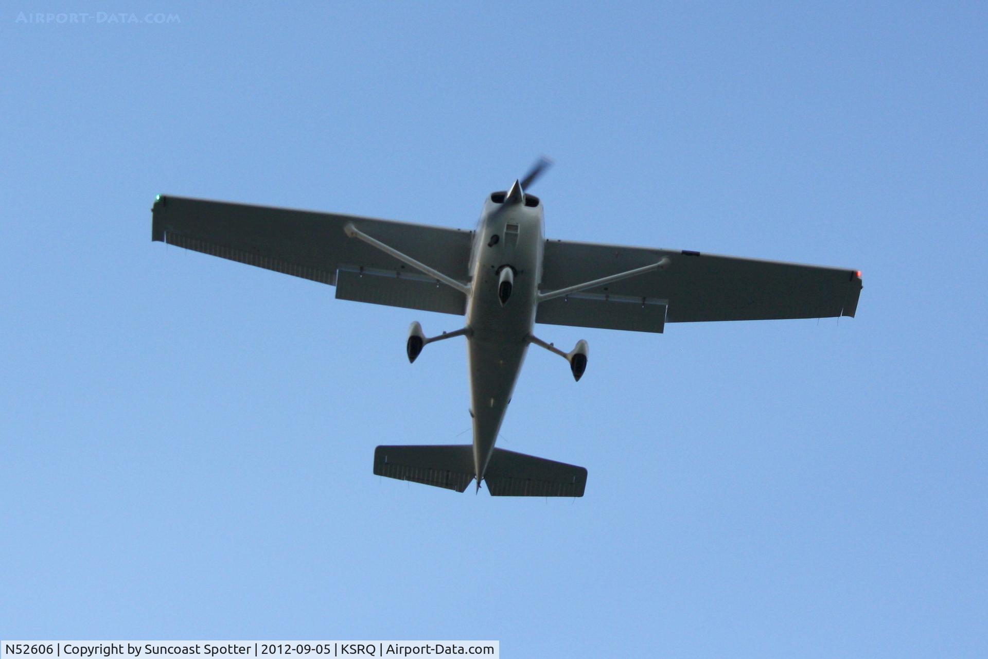 N52606, Cessna 172S C/N 172S10995, Cessna Skyhawk arrives at Sarasota-Bradenton International Airport