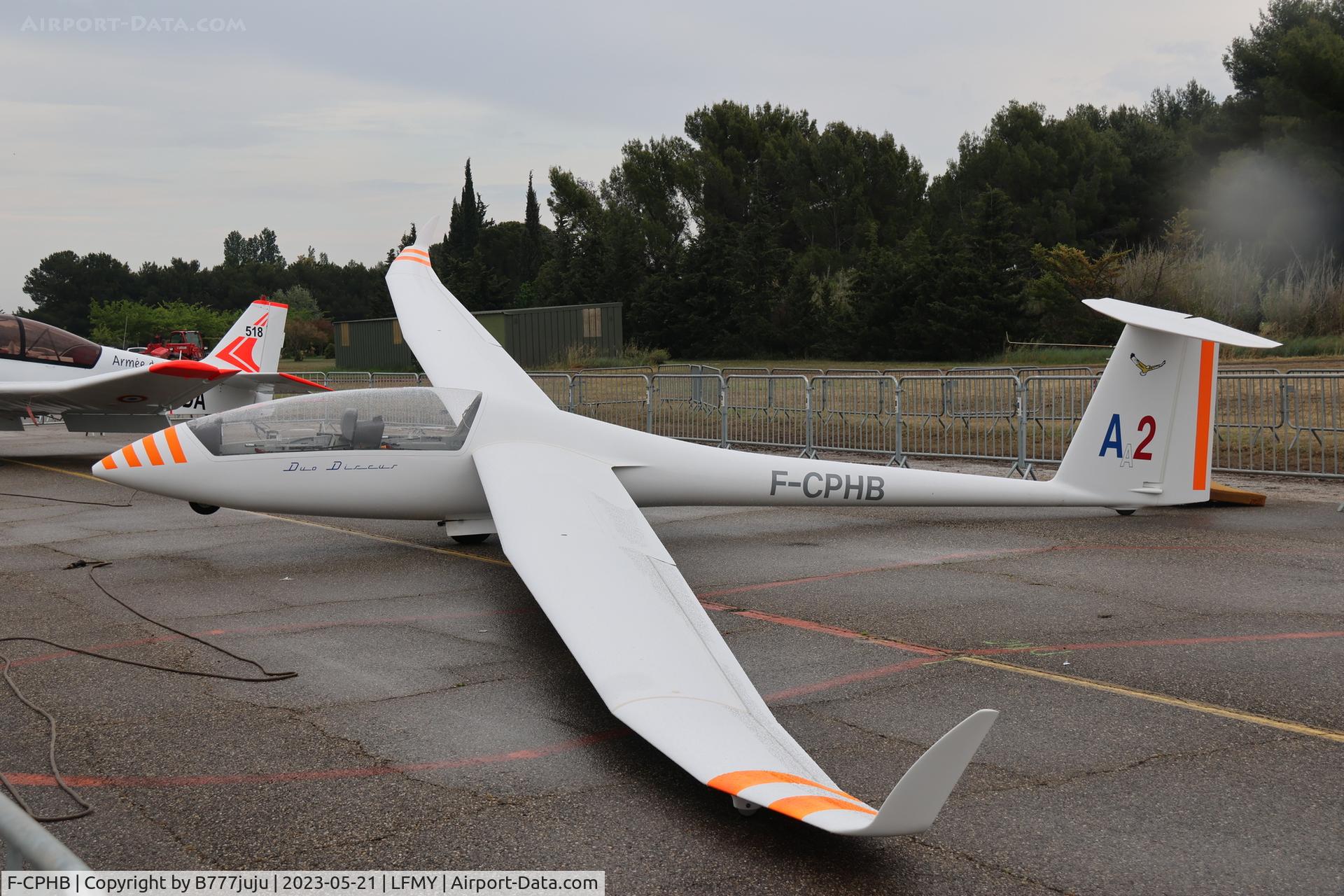 F-CPHB, Schempp-Hirth Duo Discus C/N 132, at Salon 2023